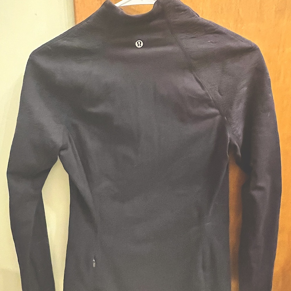 Lululemon Navy 1/4 zip.  Never worn.
